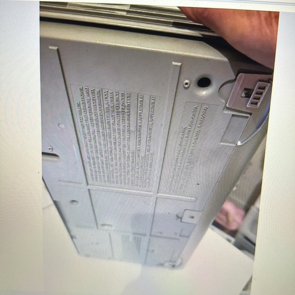 DVD and vcr combo no remote - Picture 5 of 6